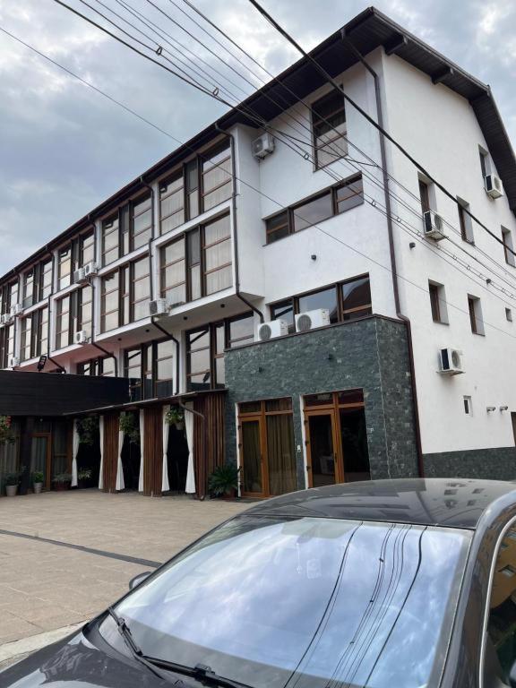 Hotel Palace Târgu Jiu المظهر الخارجي الصورة