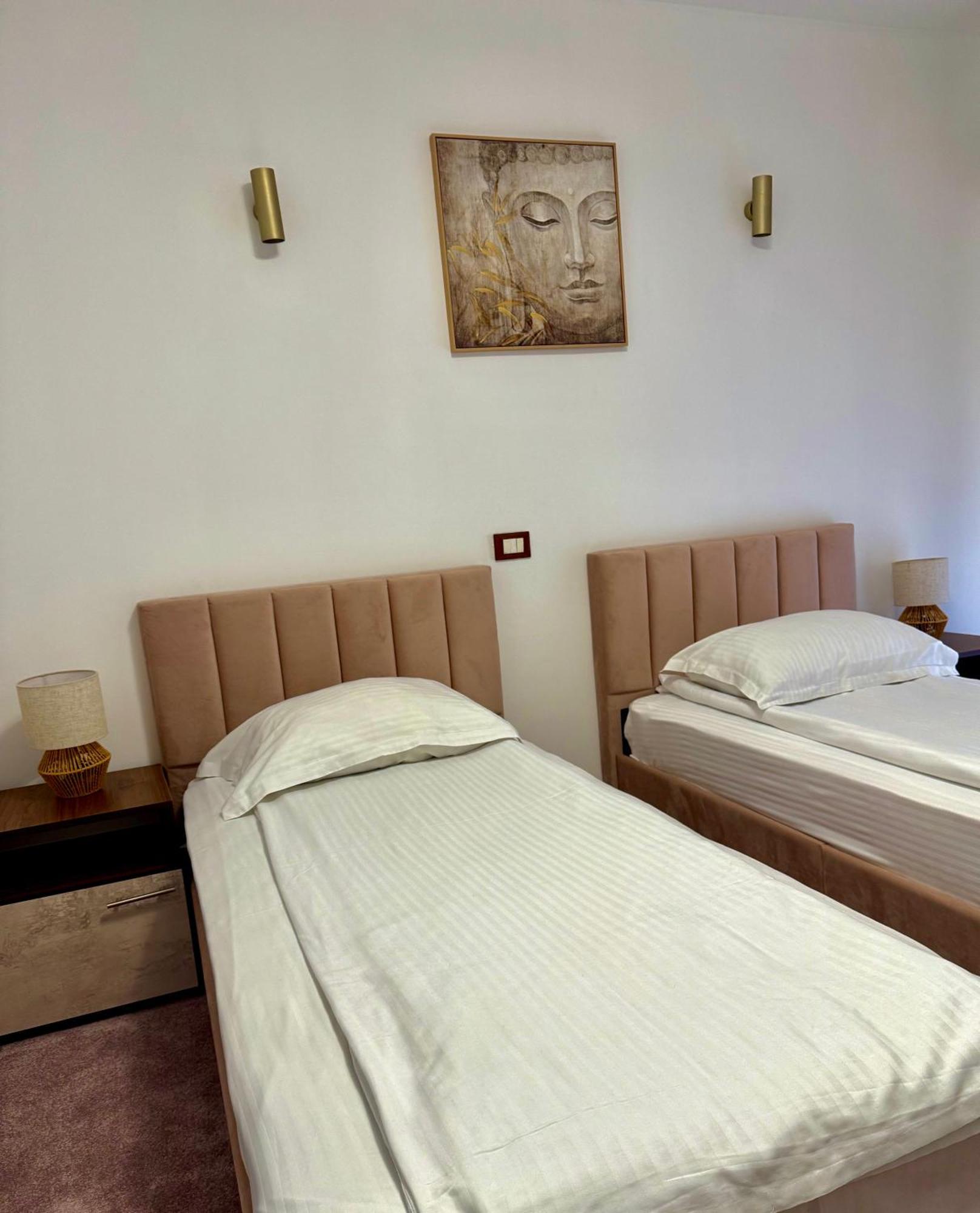 Hotel Palace Târgu Jiu المظهر الخارجي الصورة