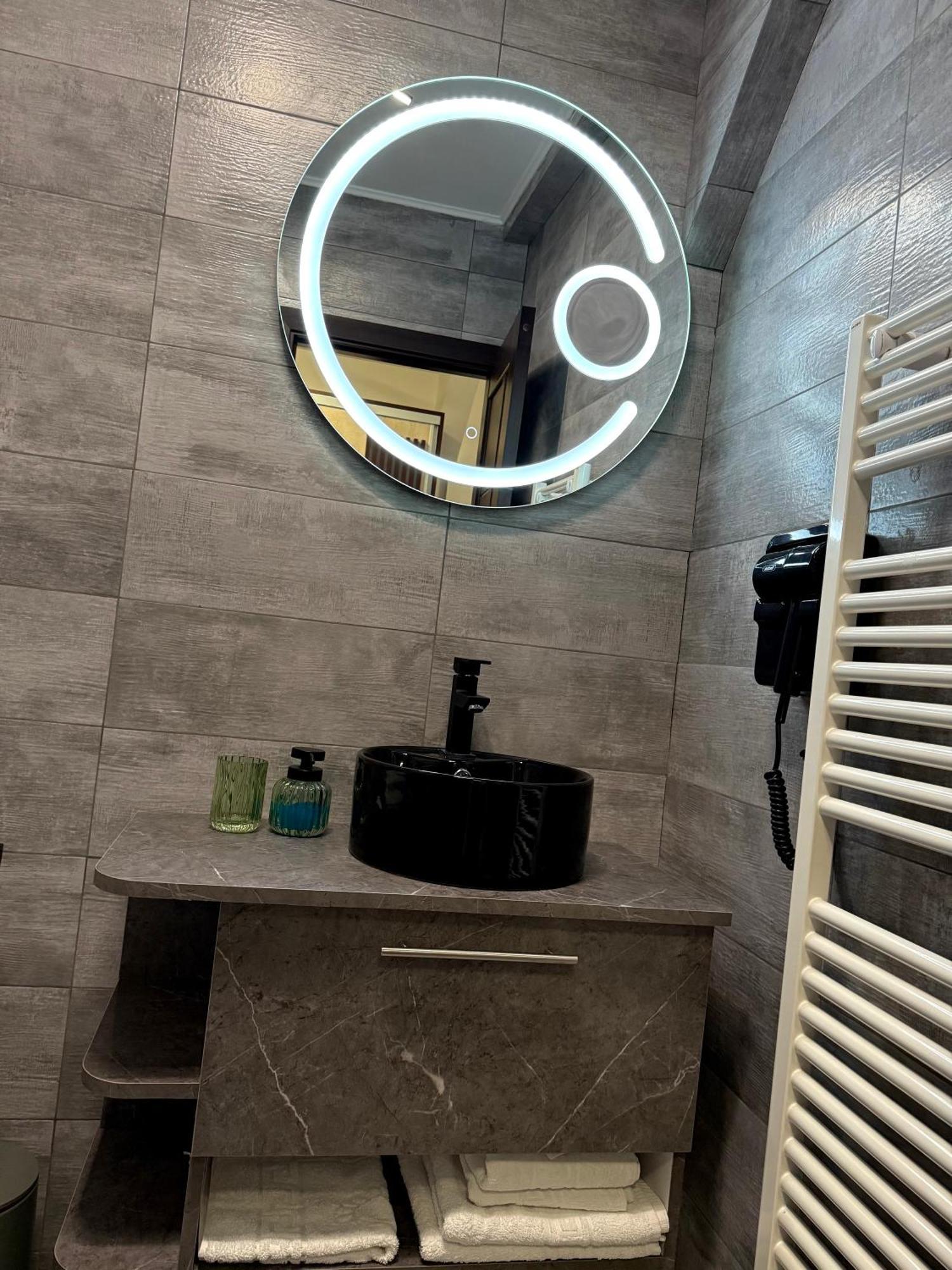 Hotel Palace Târgu Jiu المظهر الخارجي الصورة