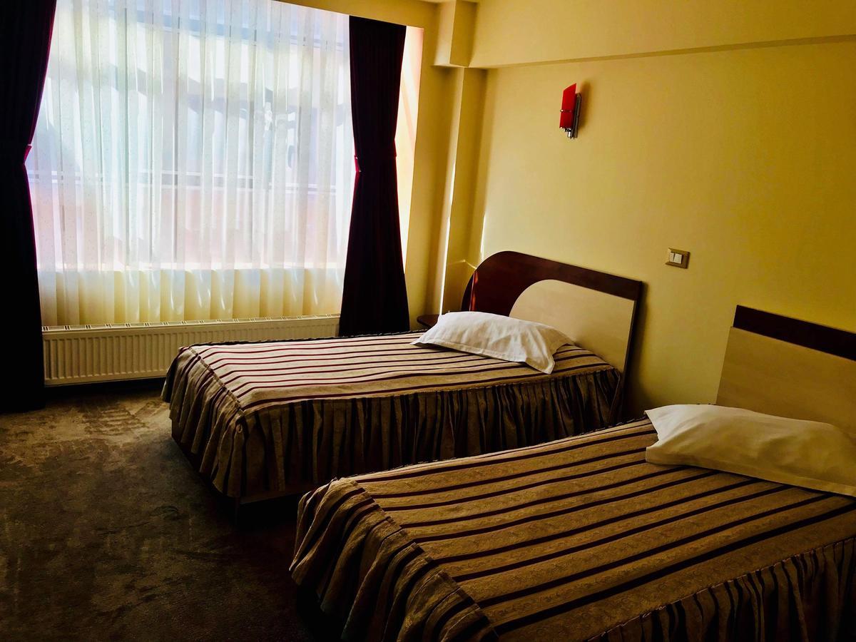 Hotel Palace Târgu Jiu المظهر الخارجي الصورة